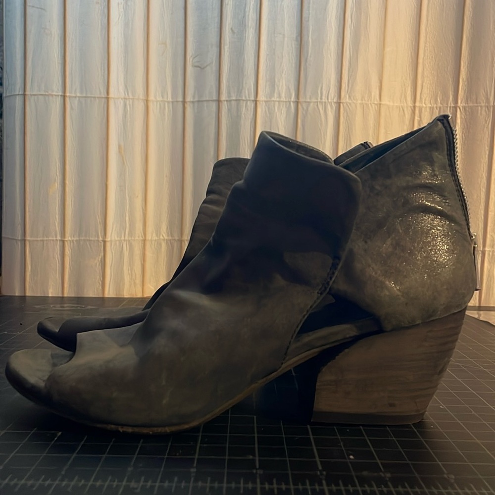 Officine Creative Vero Cuoio 36 1/2 black open toe ankle boot